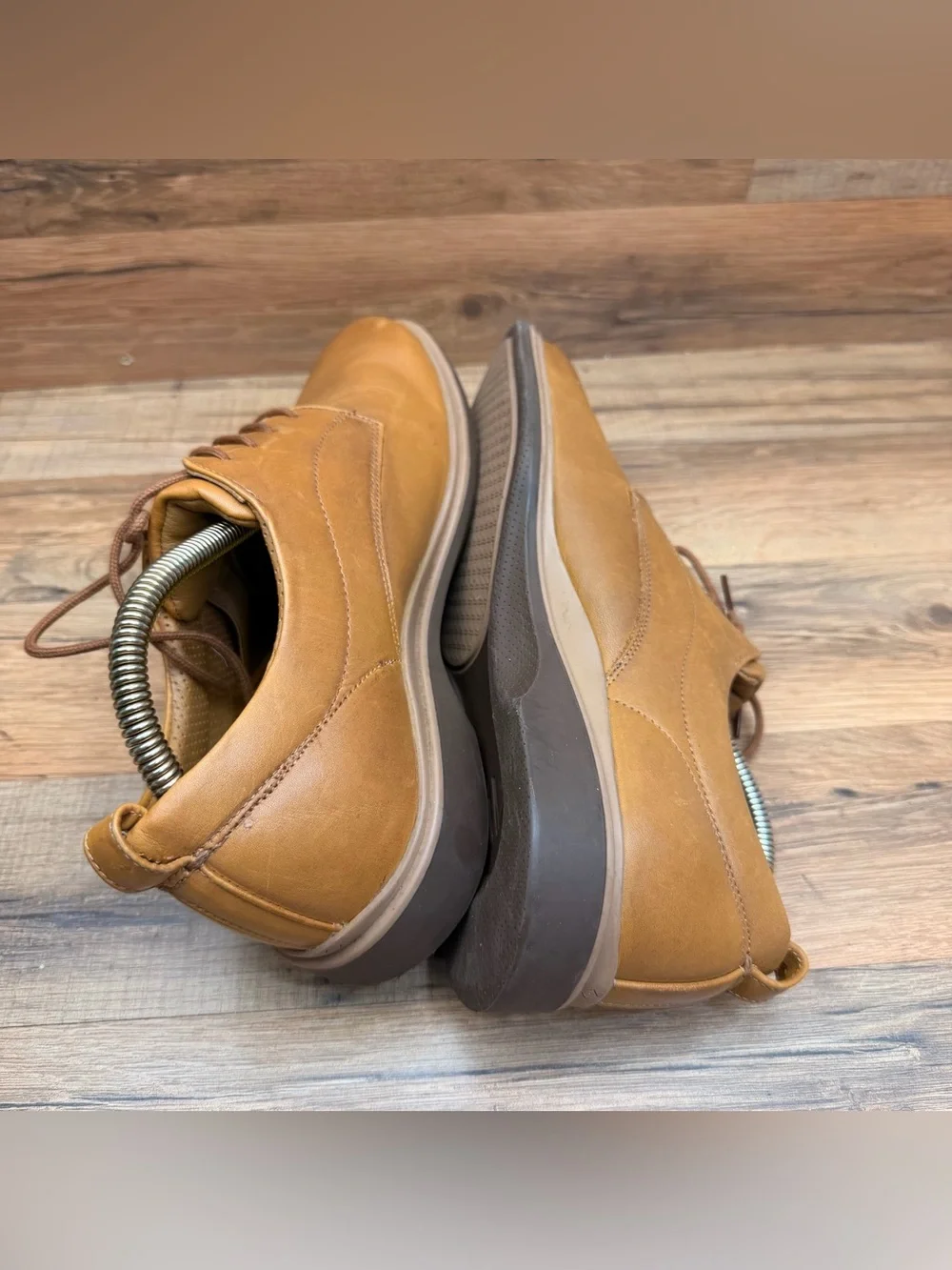 Amberjack The Original men size 9.5 Leather Casual Dress Shoe Chestnut